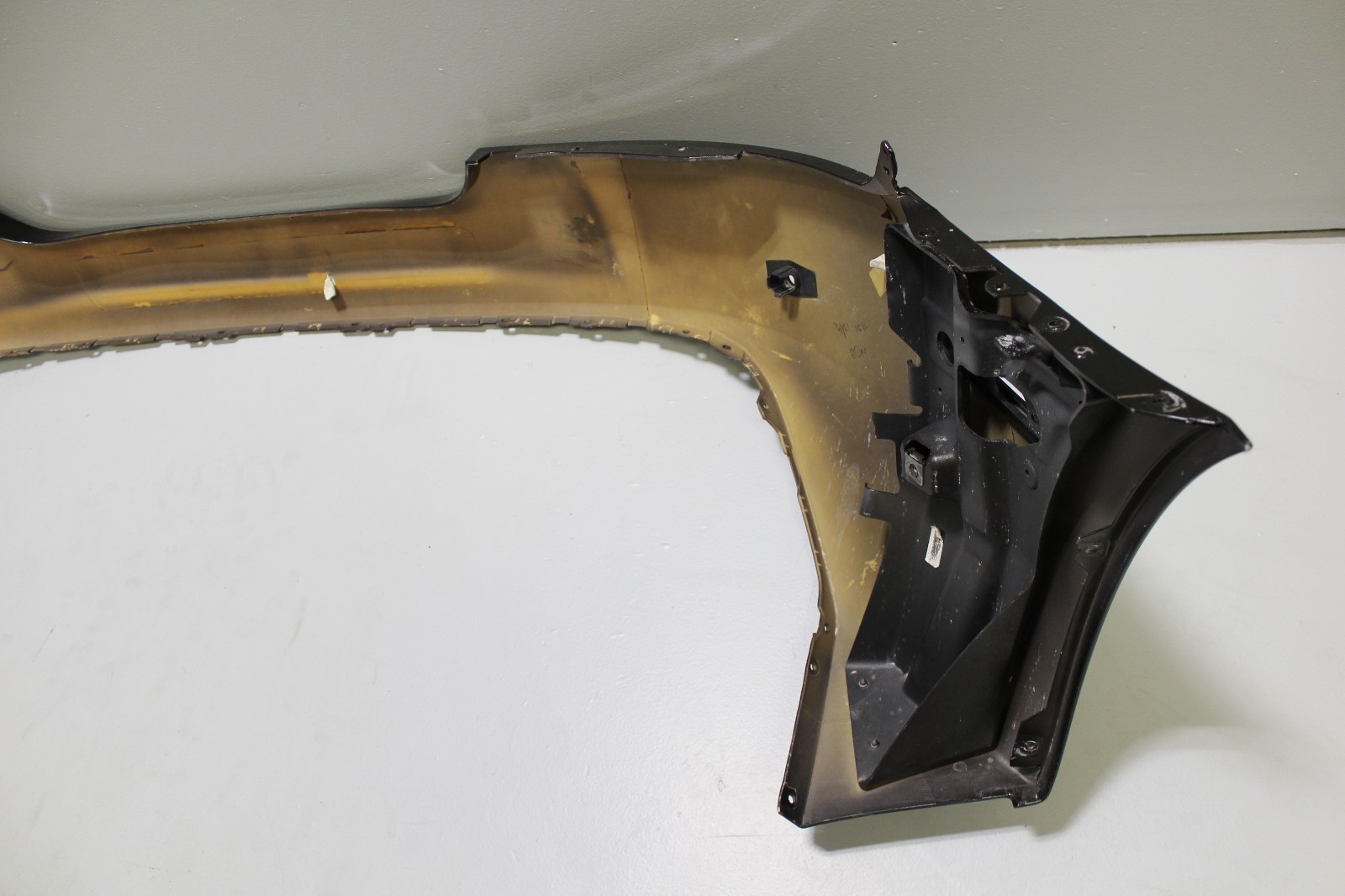 Aston Martin DBS V12 Rear Bumper Cover Skin 8D33-17K835-CA 2008 - 2012 OEM