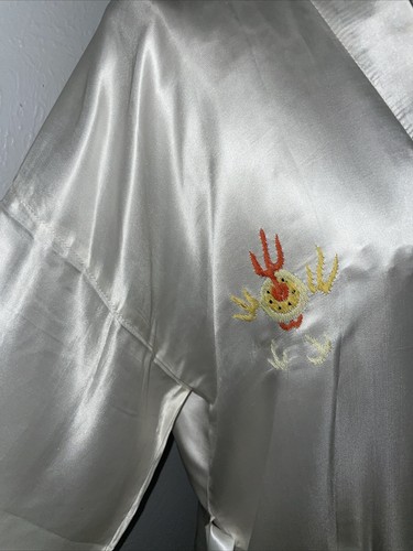 NEW Golden Dragon 100% Silk Hand Embroidered Long Shiny White Kimono Robe M NWT - Picture 11 of 19