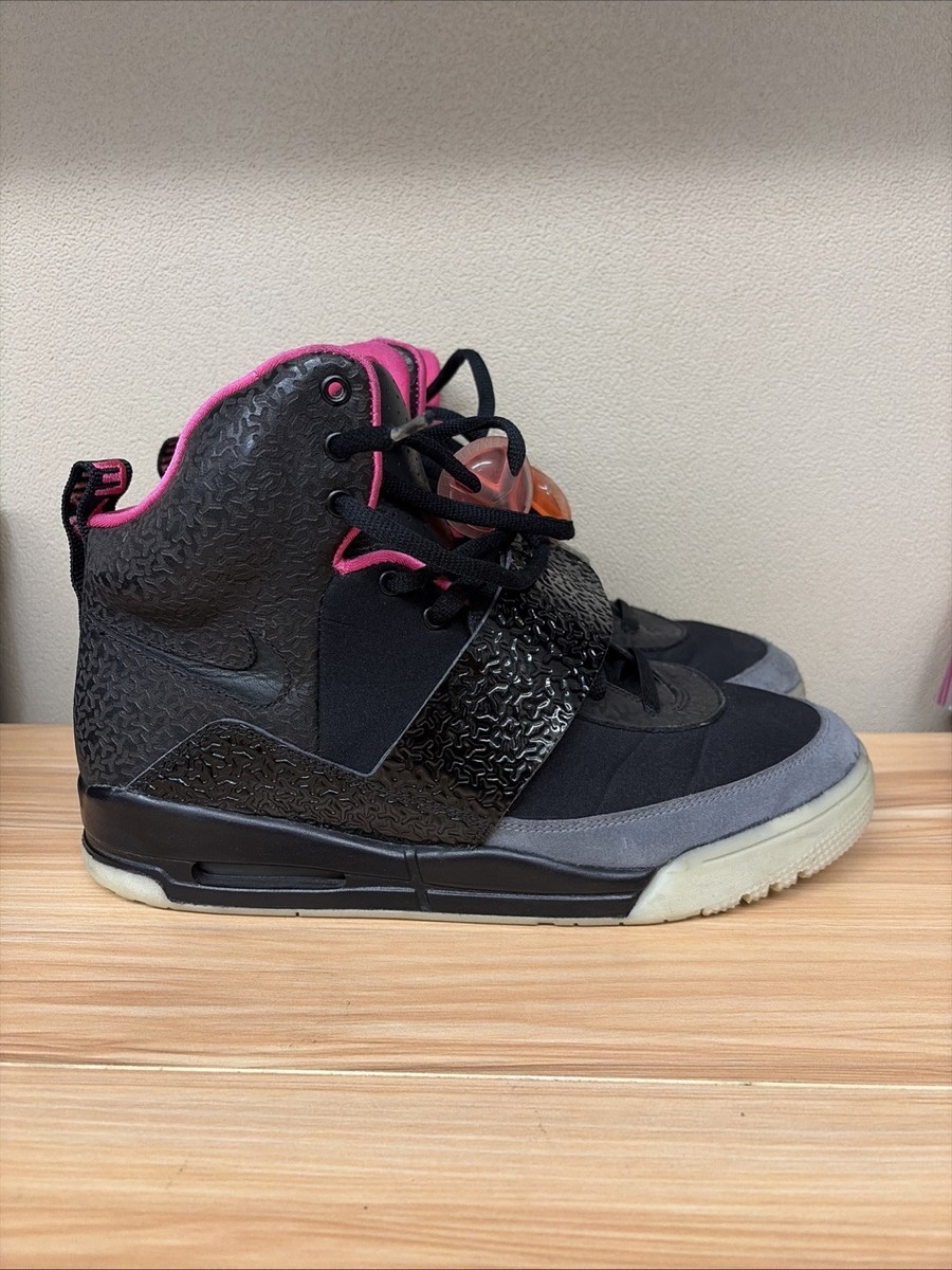 nike air yeezy 1 blink mens