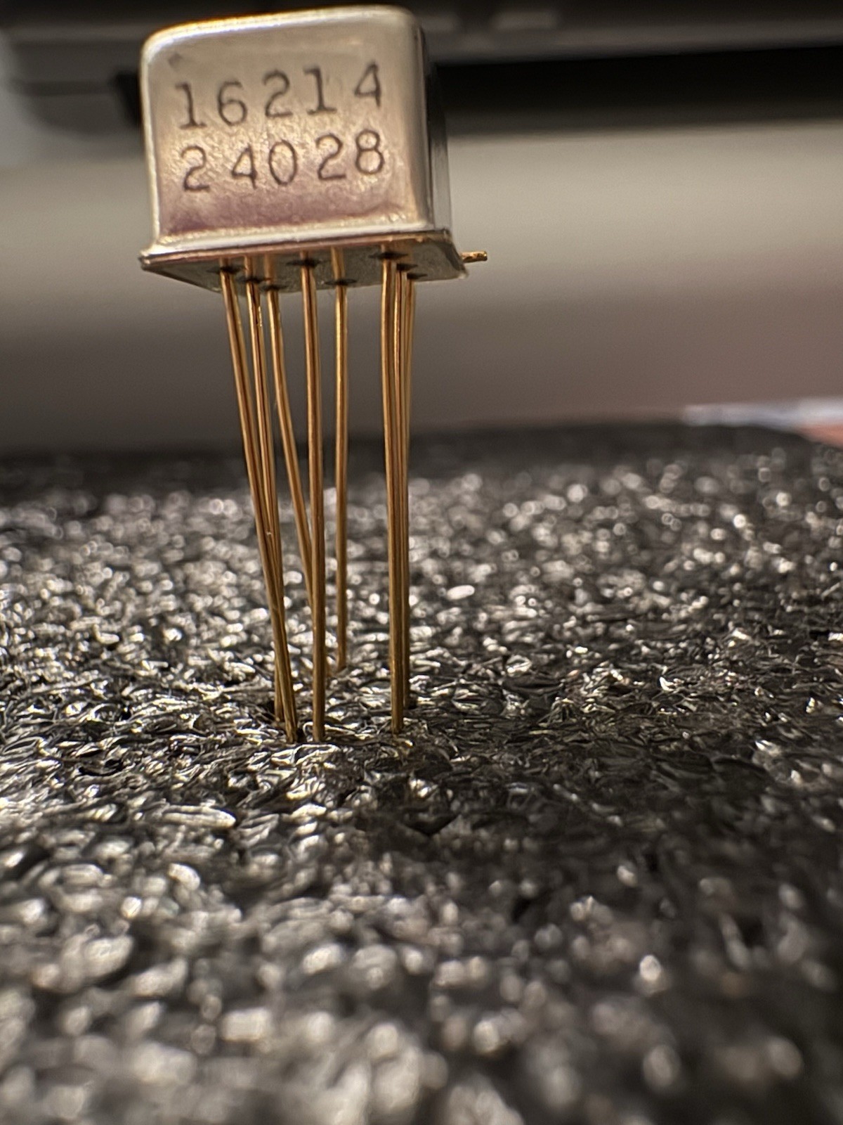 TELEDYNE RELAYS 16214 24028 172D -5 HIGH FREQUENCY RF RELAYS