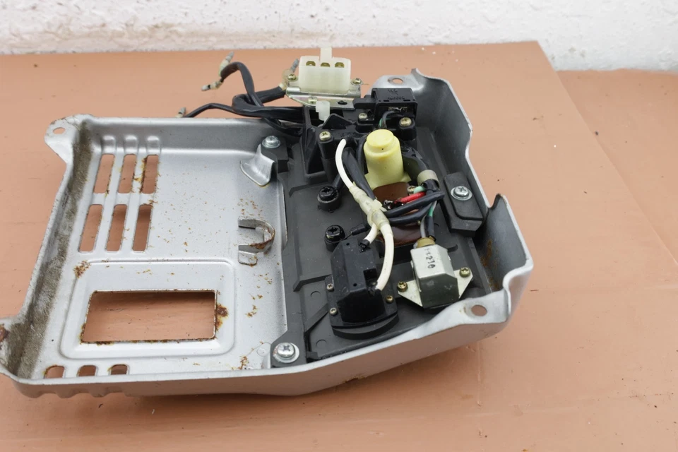 Honda ED300, G100 Portable Generator Control Panel - Image 4 of 4