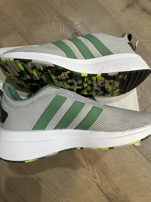 Adidas Racer TR23 Sneaker  US Size 4 New With Tags And In Box