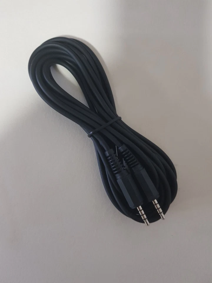 Cable auxiliar macho a macho de 3,5 mm 3M enchufe de 4 polos Foto 4 de 4