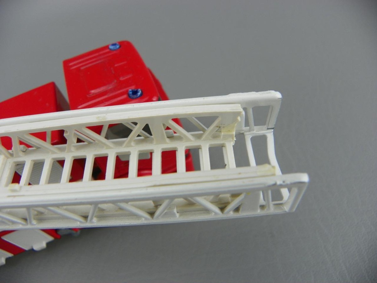 SIKU 3306 Diecast 1:55 Scale 8
