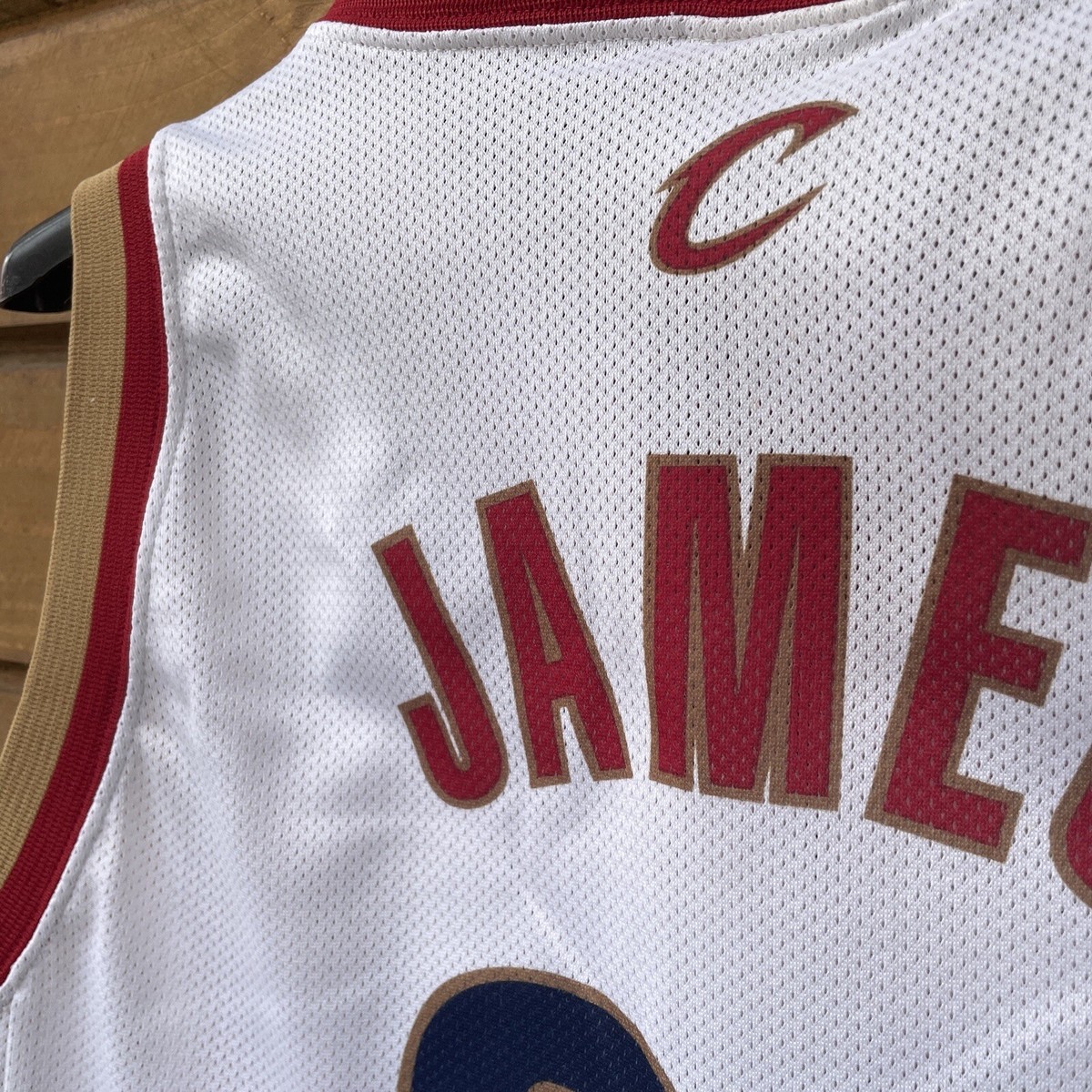 Vintage Lebron James #23 Cleveland Cavaliers Champion Jersey NBA
