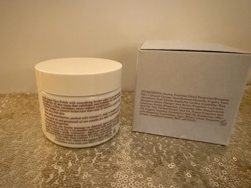 fresh
Sugar Face Polish Exfoliator 125g e 4.4oz Foto 4 de 4