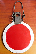 SNCF ANCIENNE  PLAQUE QUEUE DE TRAIN  BLANC ET ROUGE COMPLETE TOUT EST D ORIGINE