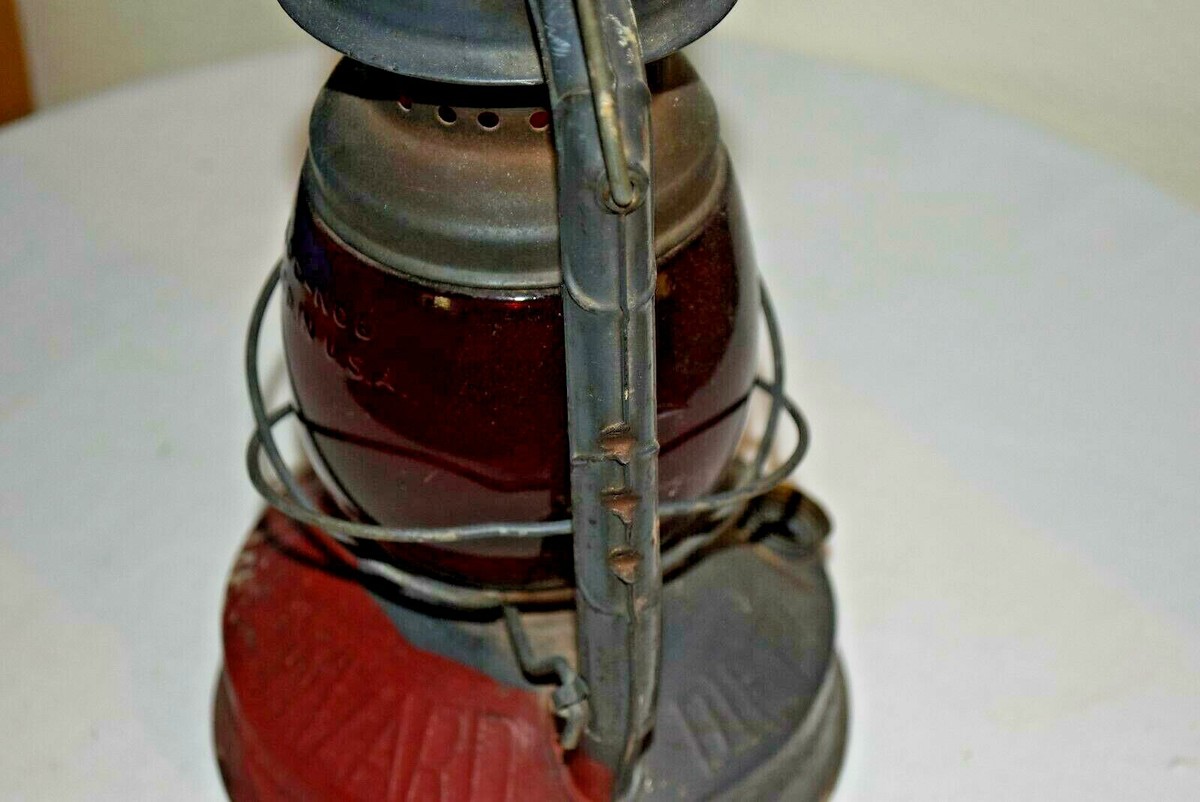 1920's 30's era LITTLE WIZARD DIETZ KEROSENE barn oil 1920's 30's era LITTLE WIZARD DIETZ KEROSENE barn oil