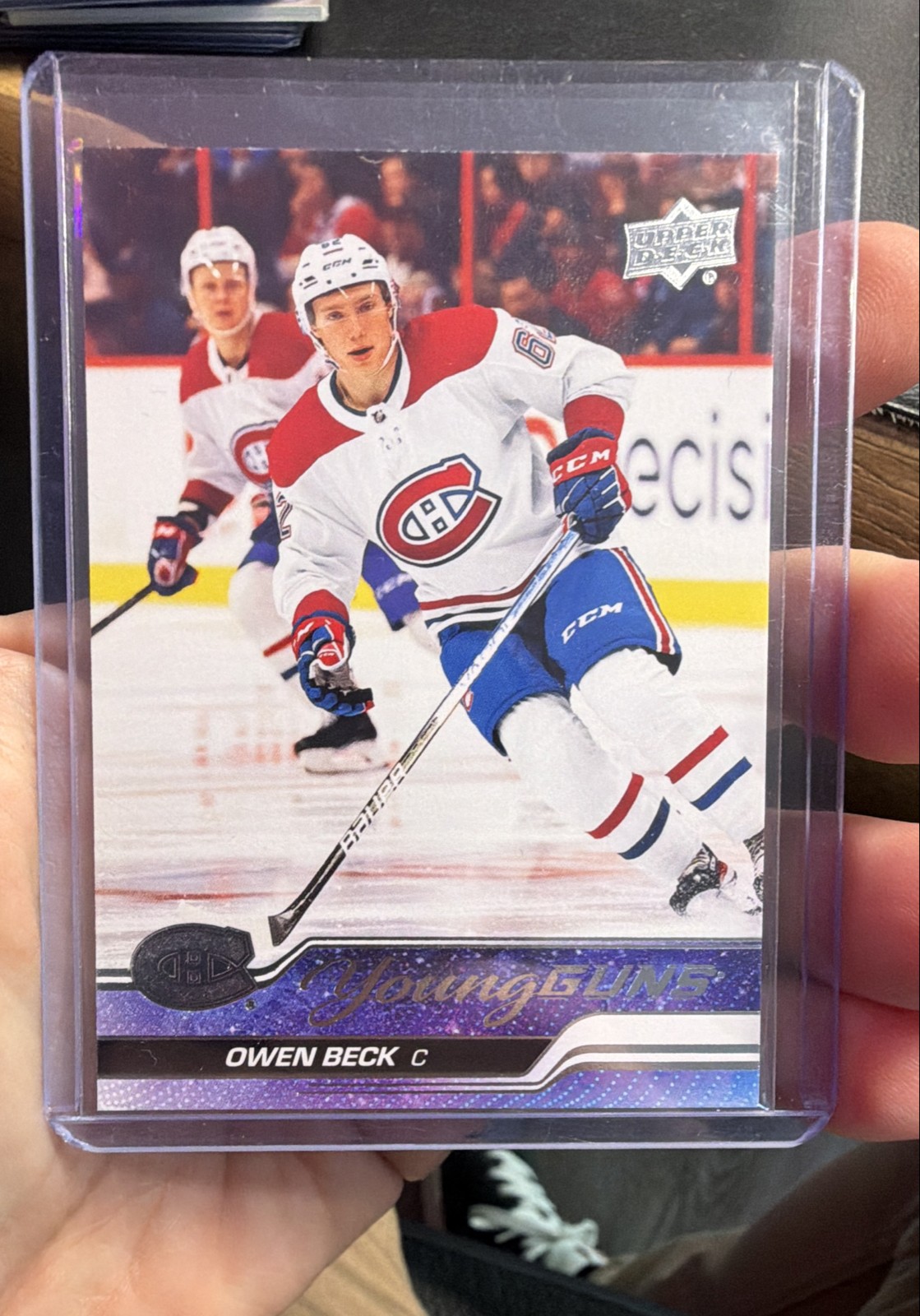 2023-24 Upper Deck Series 1 - Young Guns Owen Beck #214 (RC)