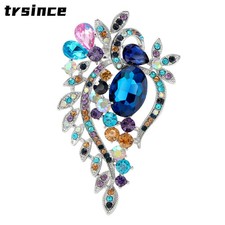 Crystal Brooch Delicate Fashion Temperament Corsage Pin Accessories Jewelry