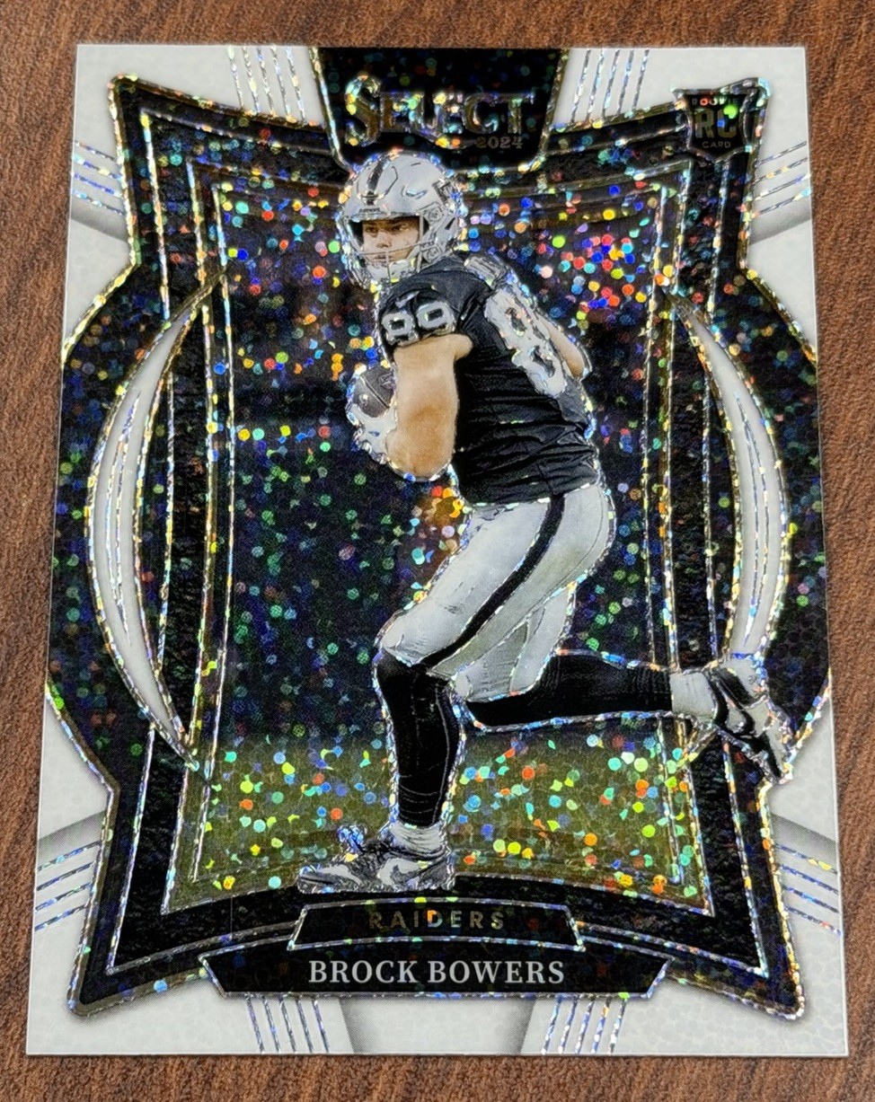 2024 Panini Select Brock Bowers Concourse White Sparkle Rookie RC #31 Raiders