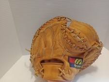 Mizuno MZC 1050 Pro Scoop Leather Youth Catcher Glove RHT Baseball Glove
