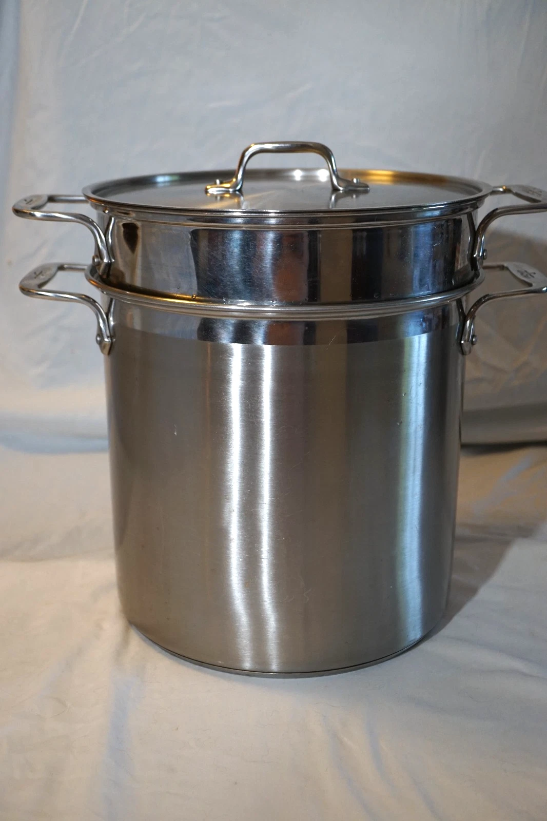 ALL CLAD 12QT MULTI POT STOCKPOT W/PASTA STRAINER ,STEAMER & LID LOBSTER POT
Opens in a new window o