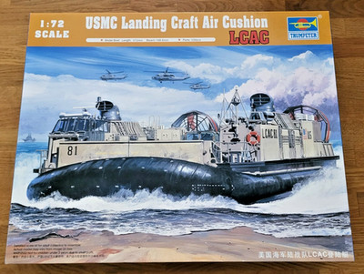 Hovercraft / Luftkissenboot USMC Landing Craft Air Cushion LCAC, Trumpeter 1:72