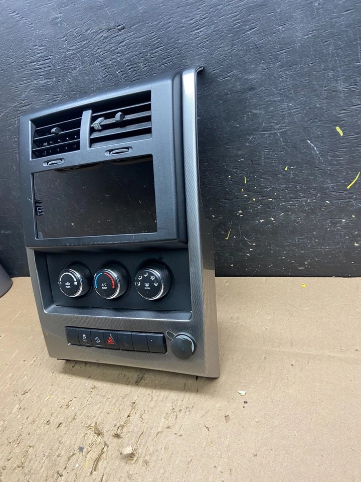Jeep Liberty 2008 a 2012 tablero control de temperatura climático radio bisel t6426 DG Foto 2 de 4