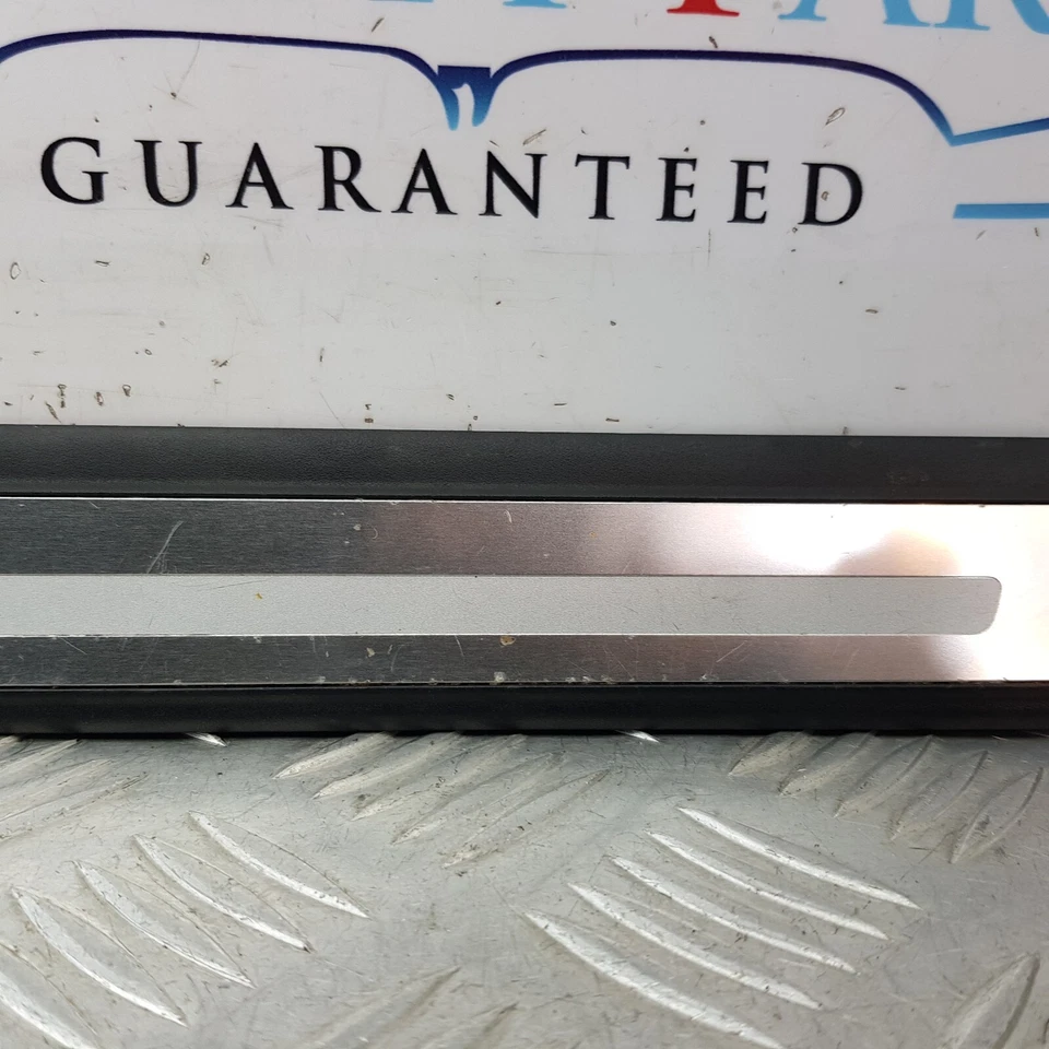 AUDI A4 DOOR SILL STEP PLATE TRIM FRONT LEFT PASSENGER SIDE 2009 8K0853373A - Image 4 of 4