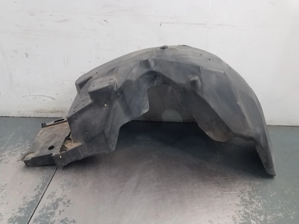 Grand Marquis/Corwn Vic Victoria 2002 guardabarros interior delantero derecho forro #0557 M4 Foto 2 de 4