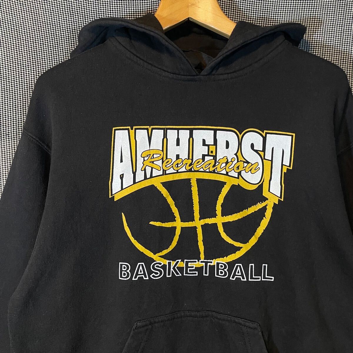 90s 00s Pennant AMHERST BASKETBALL Hoodie 90s 00s Y2K Old Pennant Amherst Bask