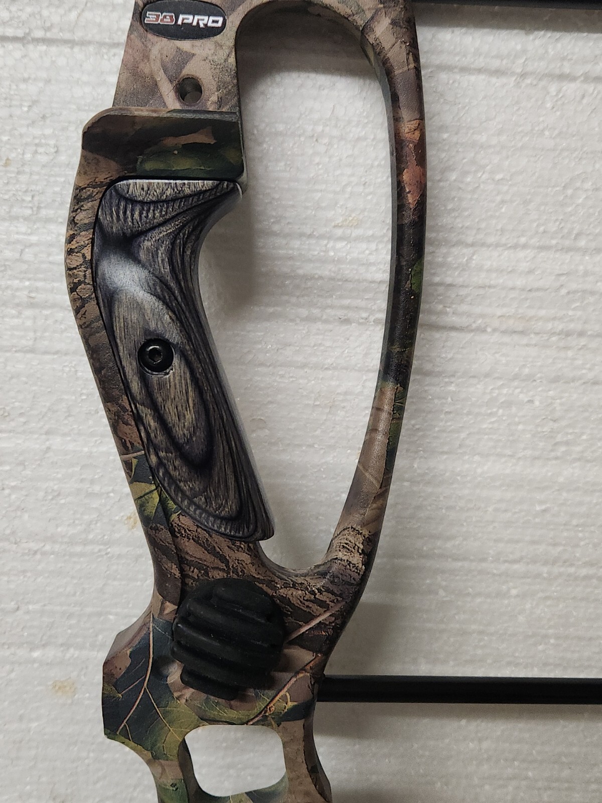 Hoyt XT2000 Ultra Mag Camo Compound Bow XT 2000 for sale online eBay