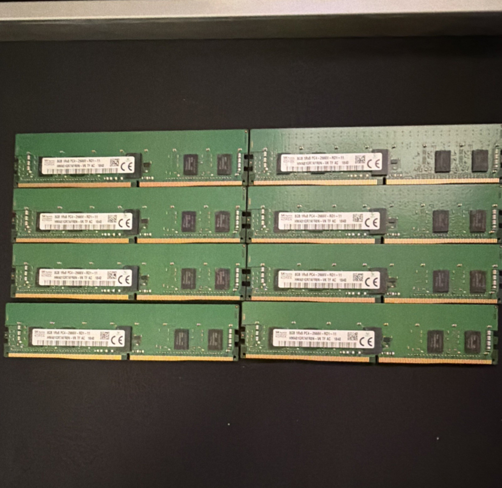 SK hynix 8x 8GB DDR4 RDIMM ECC Registered PC4-2666V Server RAM