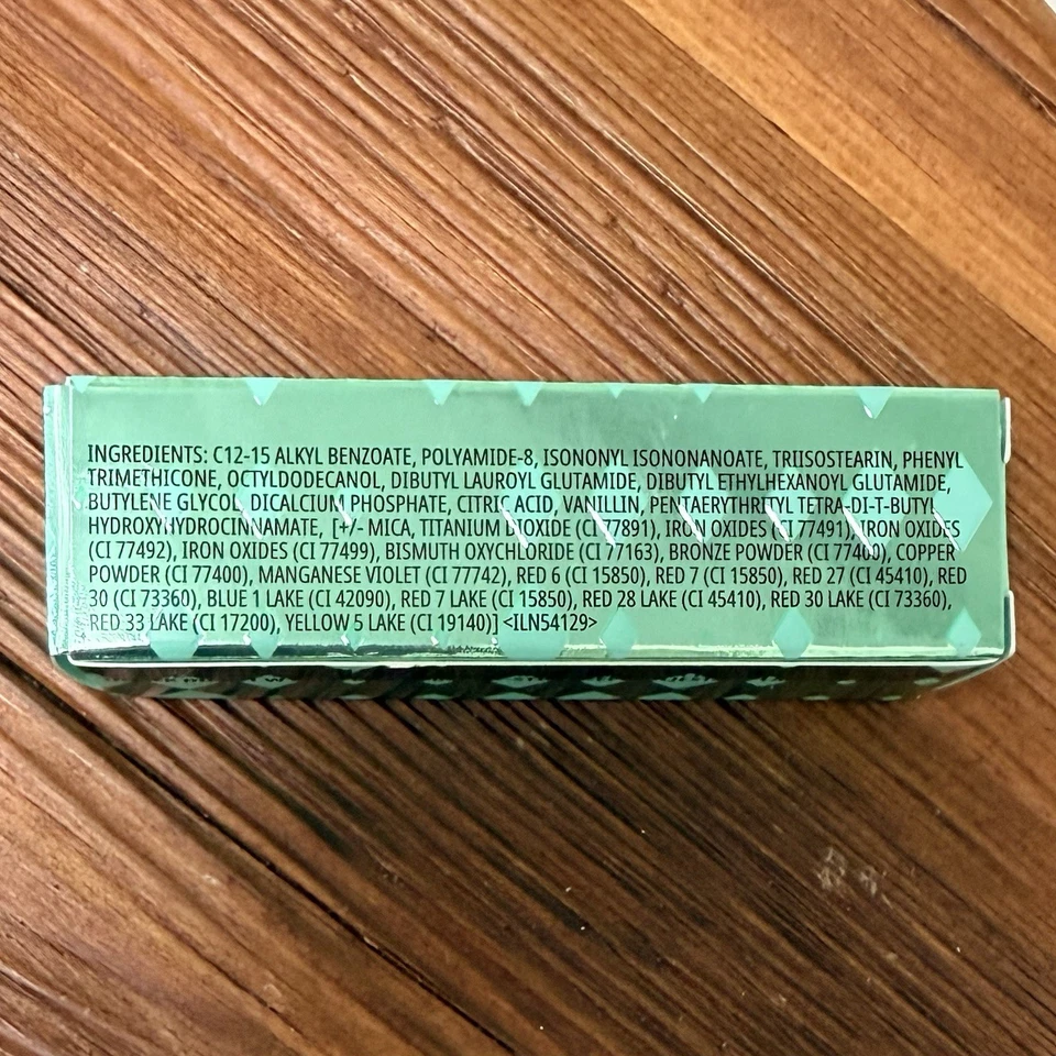 MAC Sugar Crystal Lip Oil Stick GLISTEN UP Lilac Holiday 2025 Limited Edition - Image 4 of 4