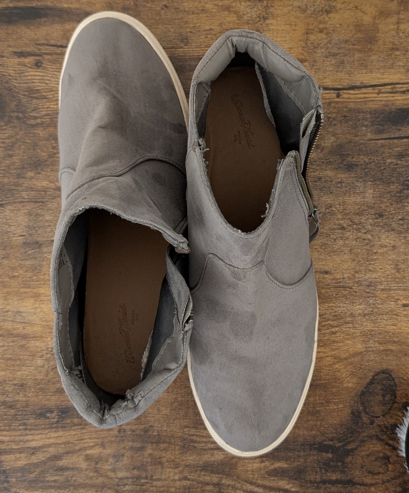 UNIVERSAL THREAD Gray Suede Zip Wedge Sneakers – … - image 11