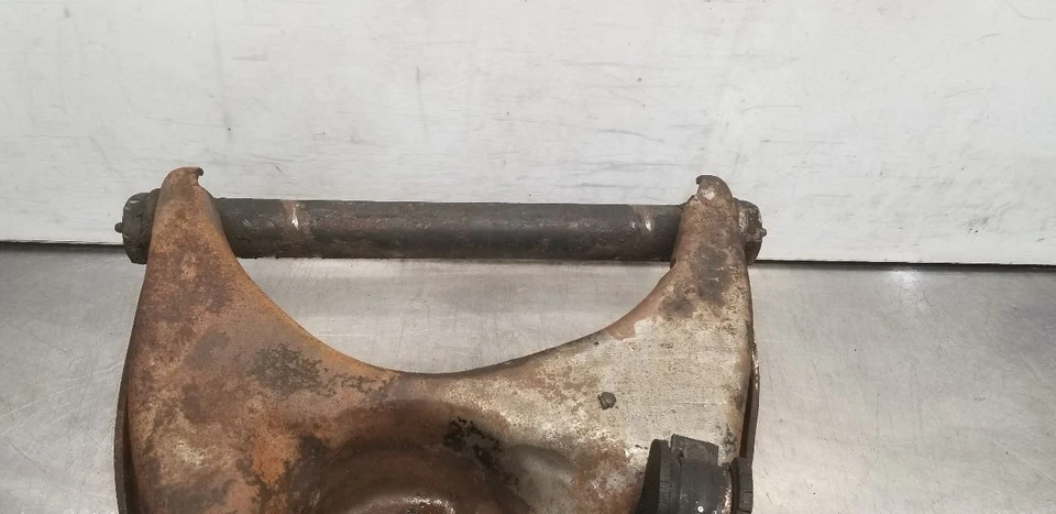 Chevy C20 1969 4x2 brazo de control inferior pasajero delantero derecho Foto 3 de 4