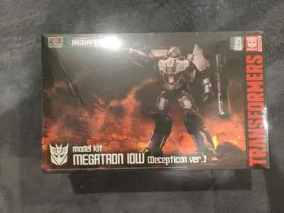 Transformers Flame Toys Furai Model Kit Megatron IDW (Decepticon Ver.) NIB