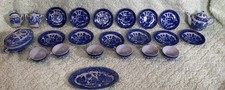VTG Blue Willow Child  s Tea Set, 23 Piece