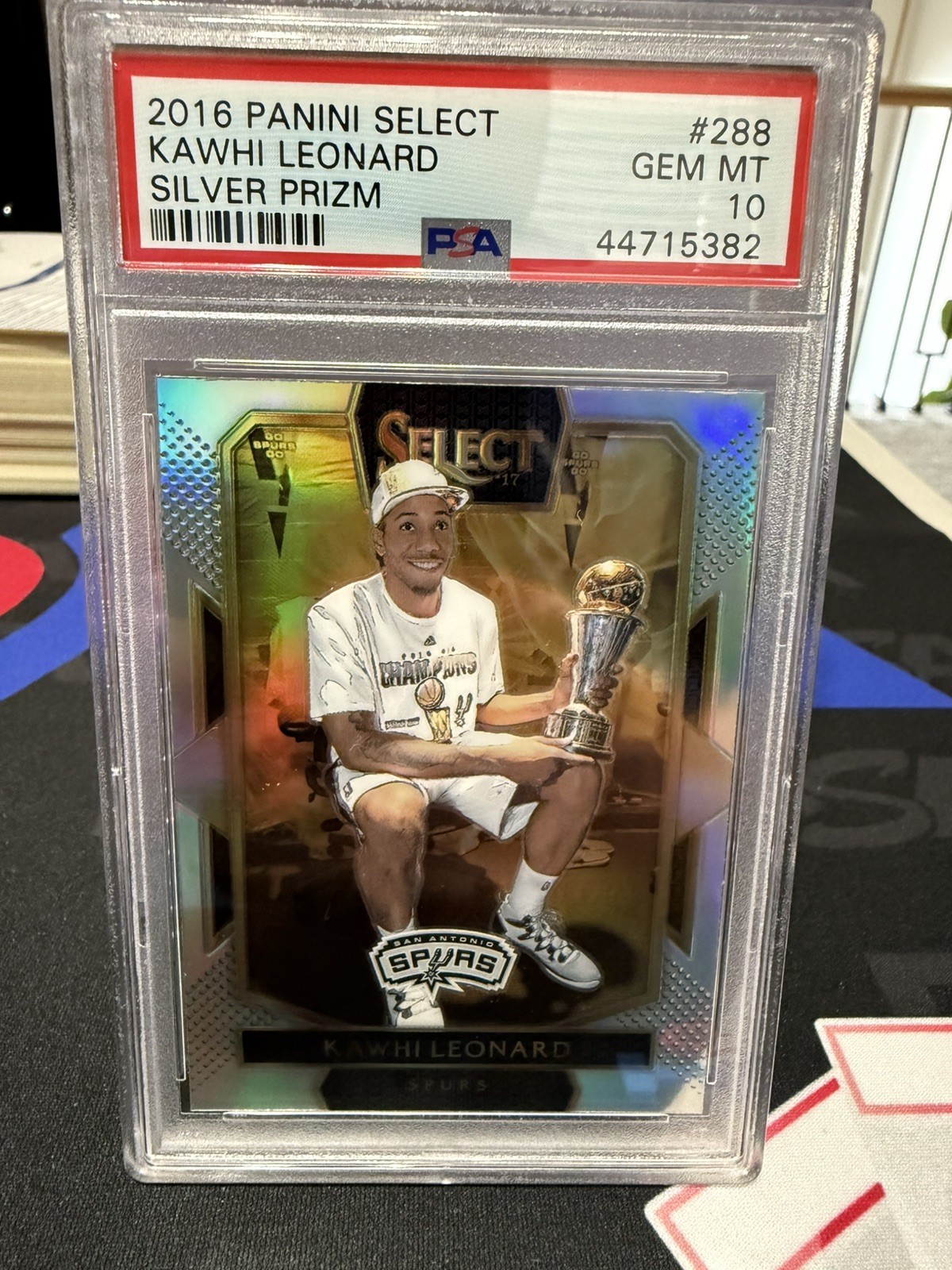 Kawhi Leonard 2016-17 Select Courtside Silver Prizm #288 Finals MVP PSA 10