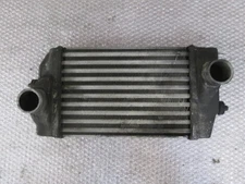 IA1072868503A Heizkörper Ladeluftkühler Wärmetauscher Luft/Luft CHRYSLER Voyager