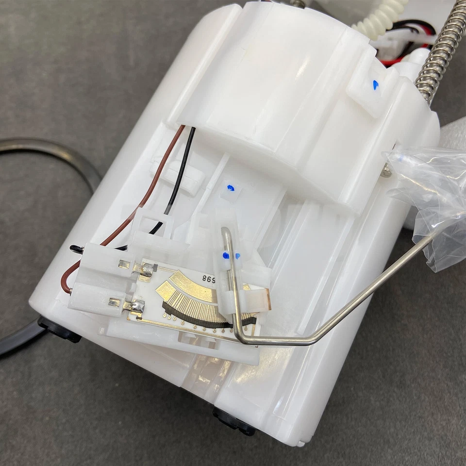 New 31110-B4000 Fuel Pump Module Assembly for 2018-2020 Hyundai Grand i10 1.2L - Image 3 of 4