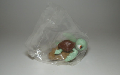 Squirt Disney Beverly Hills Teddy BHTC Finding Nemo PVC 1.75'' Miniature - New