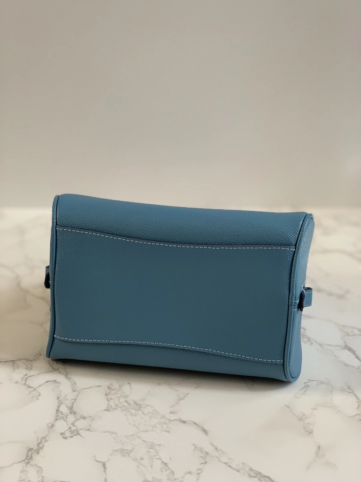 Borsa a tracolla Coach CC783 Sydney nuova con etichette in pelle incrociata blu Pacifico