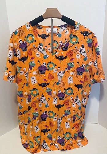 Scrub Star Halloween Scrub Top 2XL/2XG. Excellent Cond