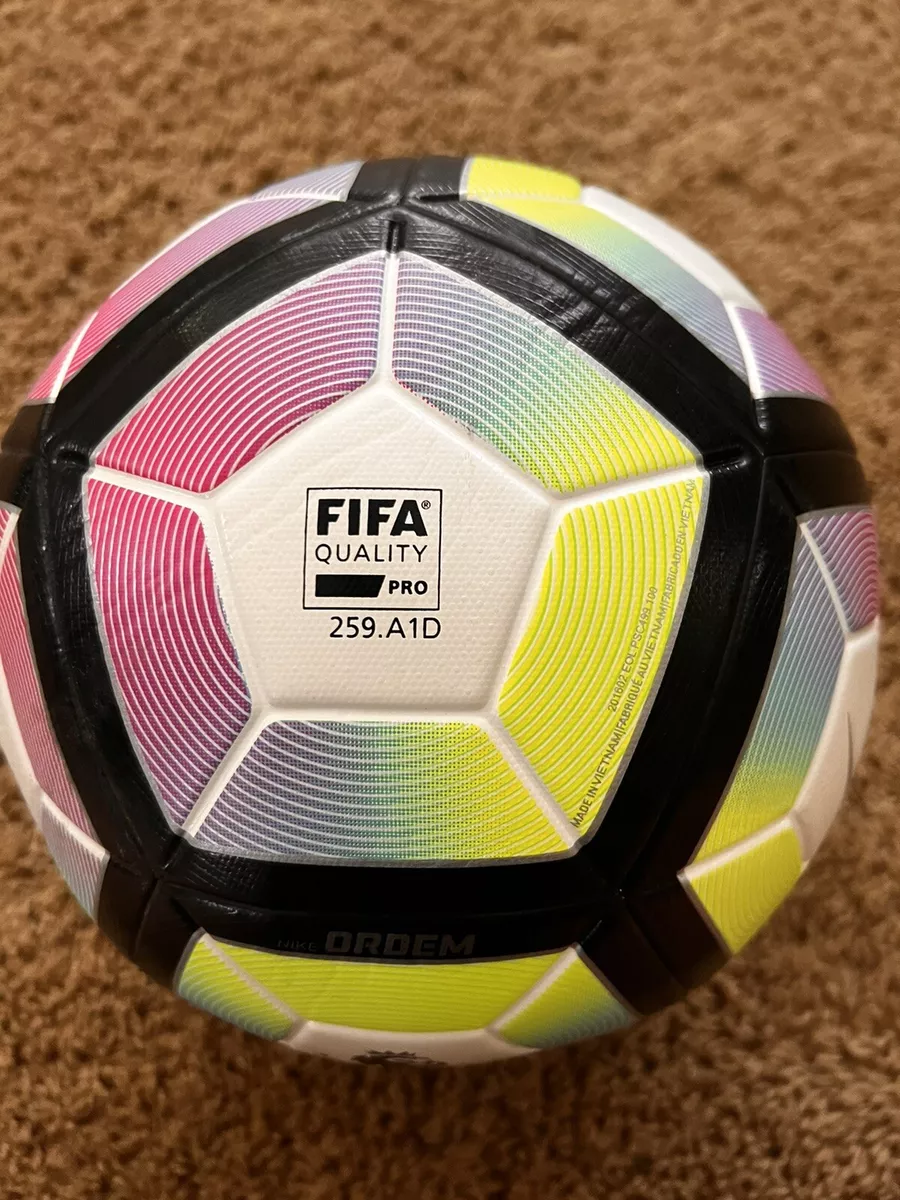 nike aerowtrac ball