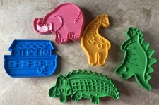 Lot Of 5 Hutzler 1993 Cookie Cutters Arc Elephant Giraffe Dinosaur Alligator
