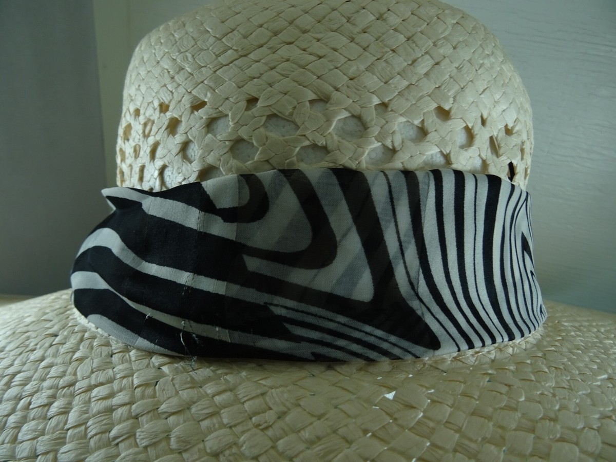 Elegant Italian Sun Hat The AVA hat in natural straw and black velvet ribbon — the  main image 3