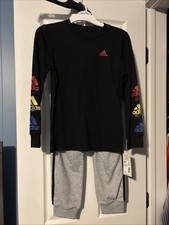 Boys Adidas Jogging Set Size 7 New