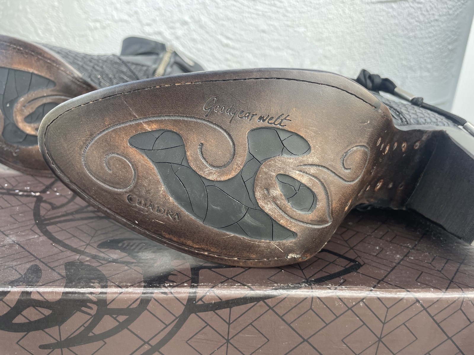 Cuadra Women's Black Python Perfect Condition 8.5 - image 9