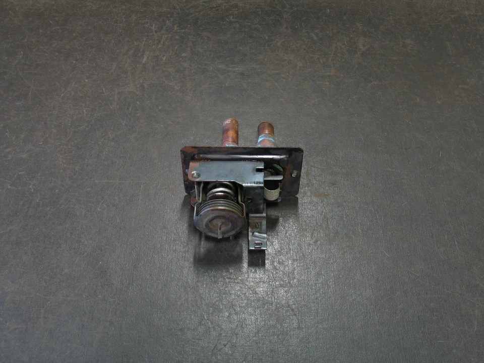 Chevrolet Styleline Fleetline 1949 1950 1951 1952 cupé válvula de control de calefacción Foto 3 de 3