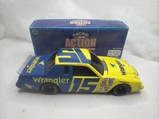 1983 Dale Earnhardt Sr 15 Wrangler Thunderbird 1/24 NASCAR Action Platinum Bank