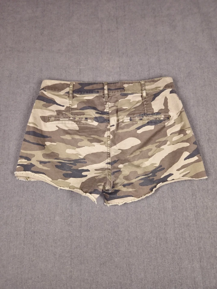 Pantalones cortos Express para mujer talla 4 camuflados tiro medio dobladillo crudo Foto 2 de 4
