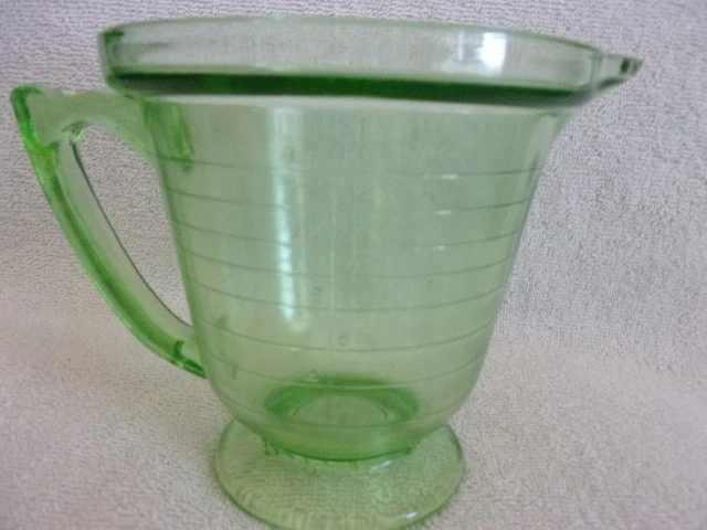 VINTAGE 2 CUP GREEN GLASS MEASURING PITCHER
Opens in a new window or tab