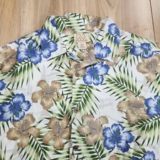 JoS A Bank Button-Down Shirt Mens Sz Large, 100% Silk, Short Sleeve, Comfortable