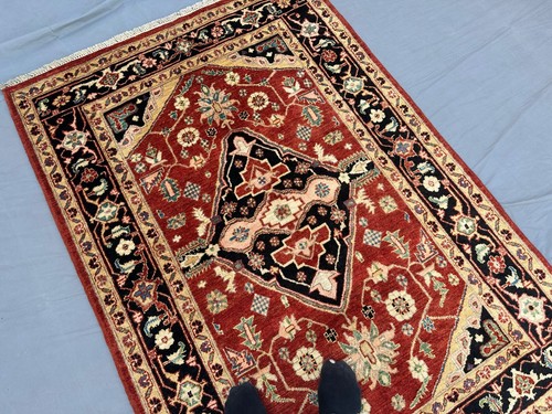 Peshawar Fine Handmade Veg dyes Area Rug | 4'0 x 5'8 Persian style Tribal Rug - Picture 11 of 12