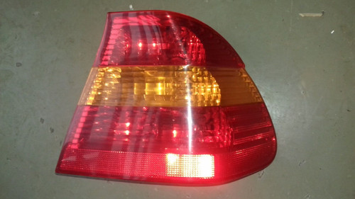Rückleuchte Rücklicht rechts BMW 3er E46  Limousine  6907934