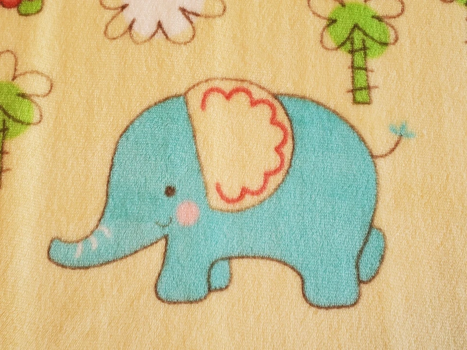 Fisher Price Jungle Safari Manta Amarilla Bebé Elefante Jirafa Tortuga Hipopótamo  Foto 2 de 4