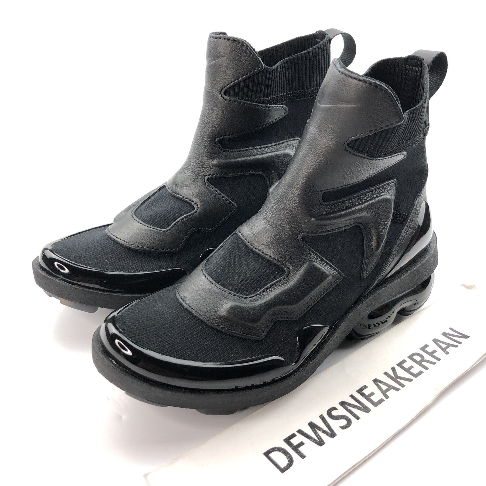 air vapormax light 2 triple black