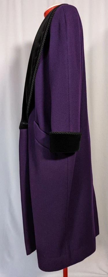 Chaqueta de pasarela esculpida Bill Blass vintage años 80 terciopelo púrpura solapa cuerda EE. UU. Foto 3 de 4